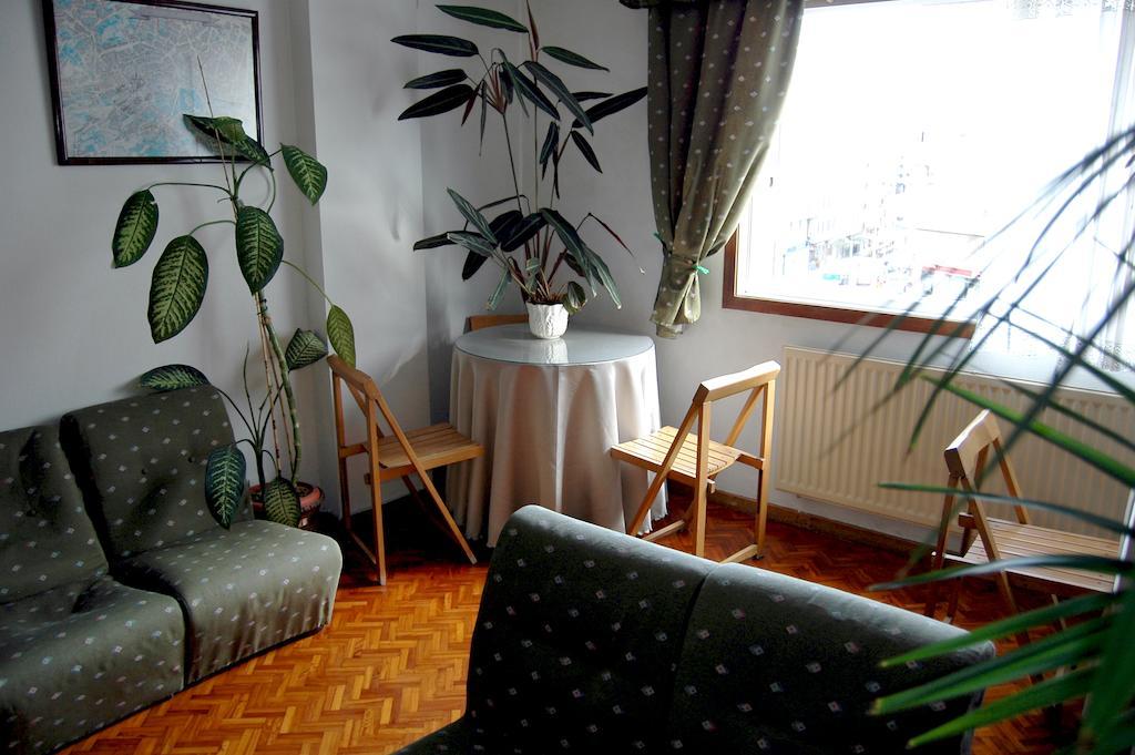 Hostal Charo II Santiago de Compostela Dış mekan fotoğraf