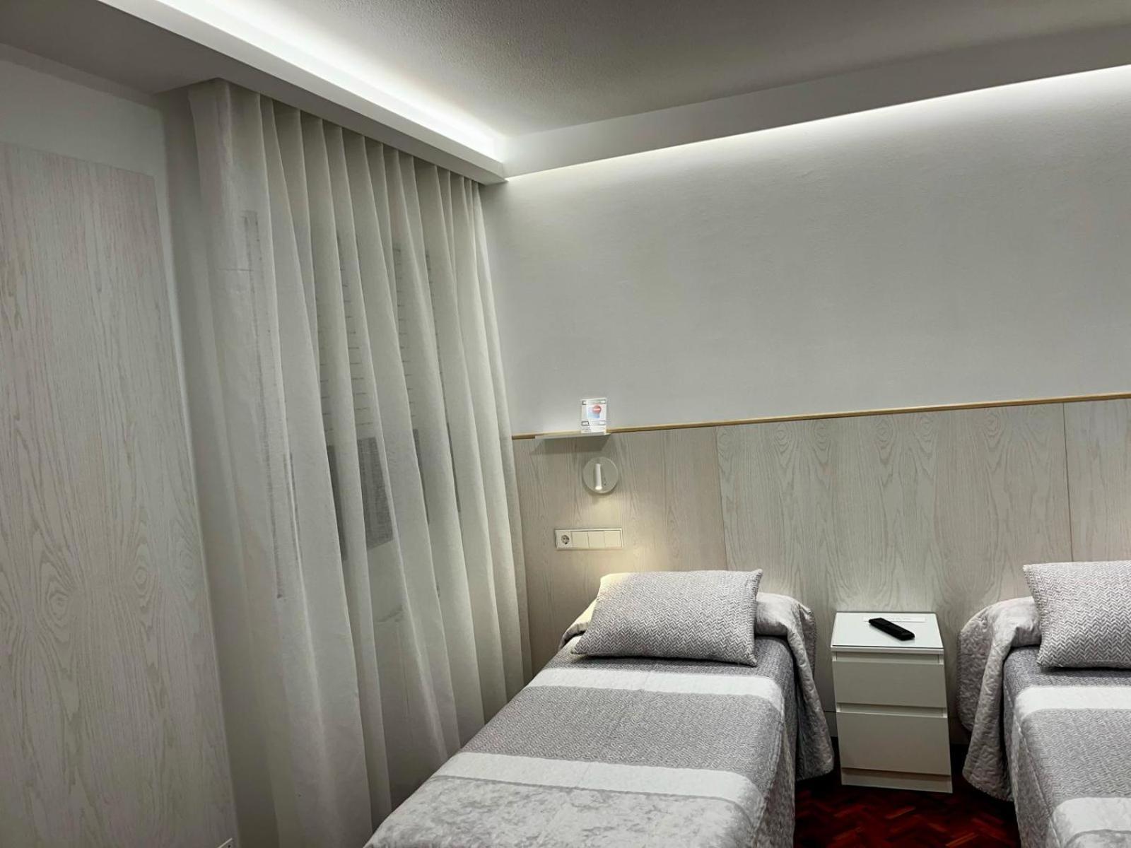 Hostal Charo II Santiago de Compostela Dış mekan fotoğraf